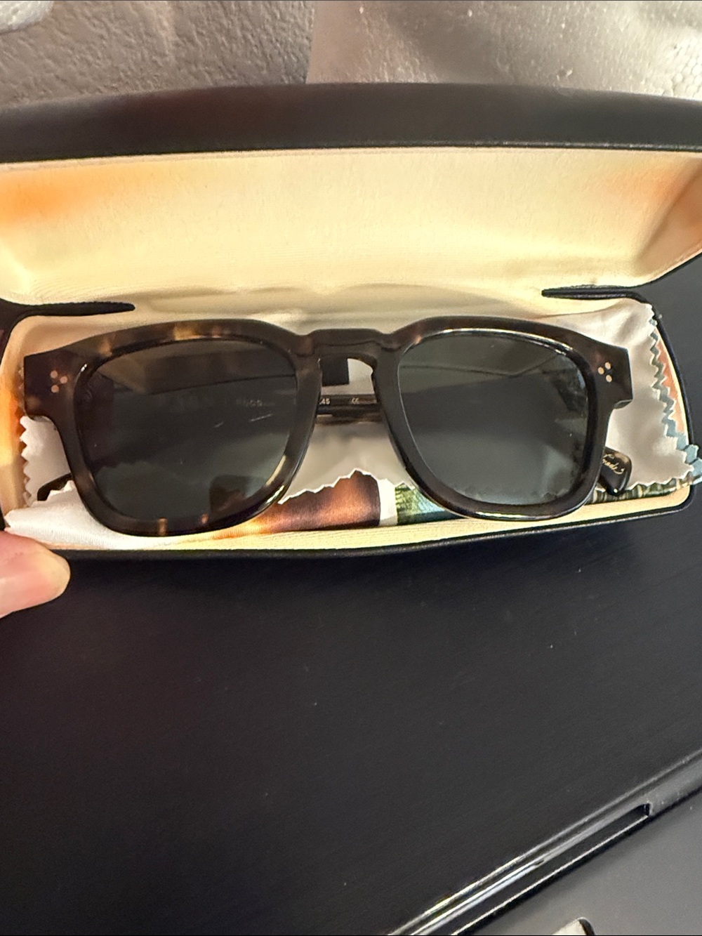 RAEN Tortoise Square Sunglasses with Dark Gray Lenses polarized 52mm